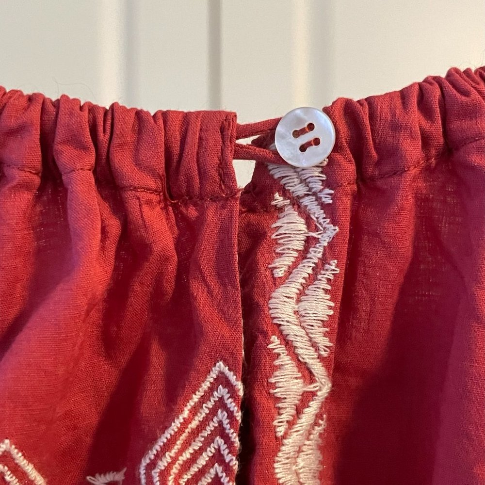 BNWT Joie Sleeveless Embroidered Tank Top (Size 0, Brick Red/White) - Picture 3 of 6